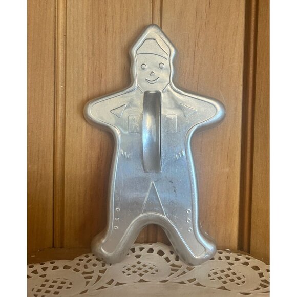 Vintage Aluminum Tin Gingerbread Man Cookie Cutter Flat Back Handle Rustic Primi - Picture 1 of 3